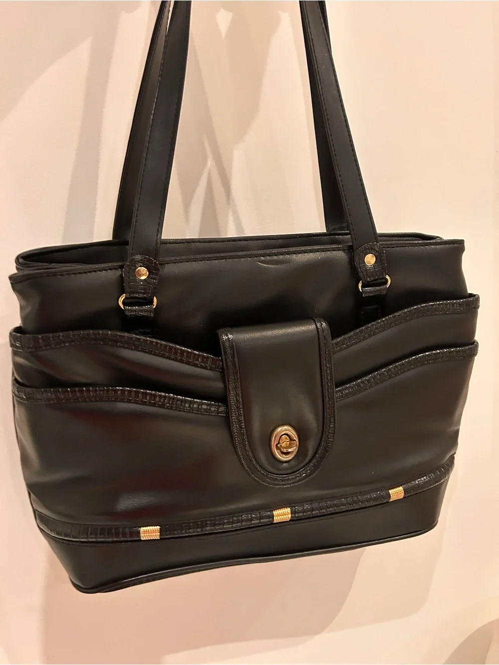 N/A elegant black